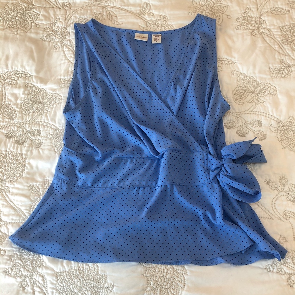 🖤💙 blue and black polka dot peplum top 💙🖤